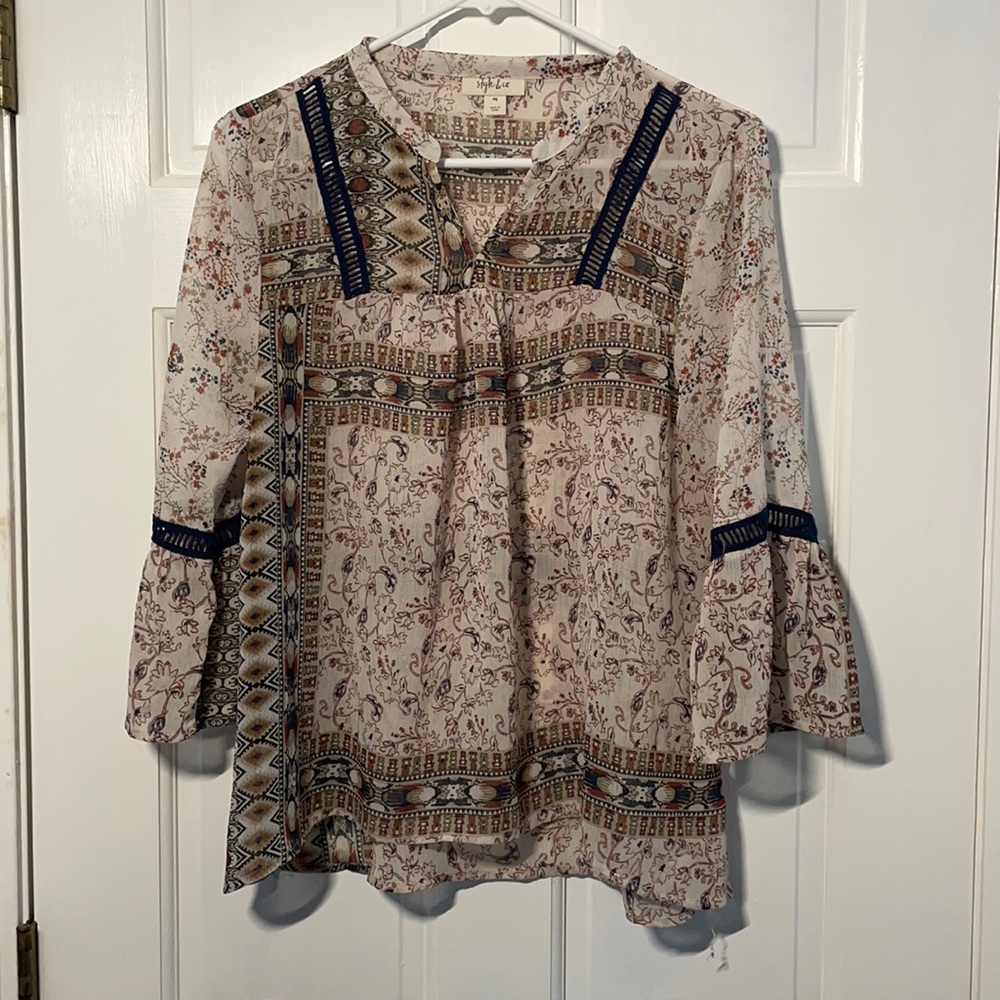 Quarter sleeve flowy boho printed shirt